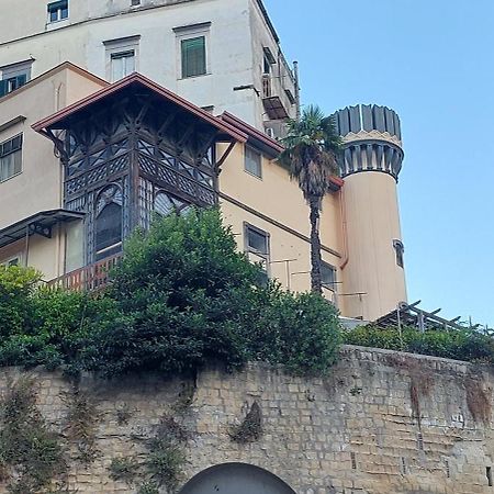 Dimora Storica "Le Stanze Di Dioniso" Villa Napoli Bagian luar foto