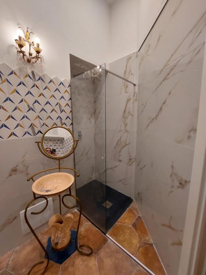 Dimora Storica "Le Stanze Di Dioniso" Villa Napoli Bagian luar foto