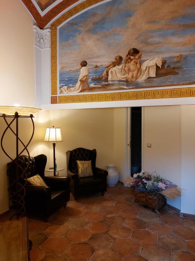 Dimora Storica "Le Stanze Di Dioniso" Villa Napoli Bagian luar foto