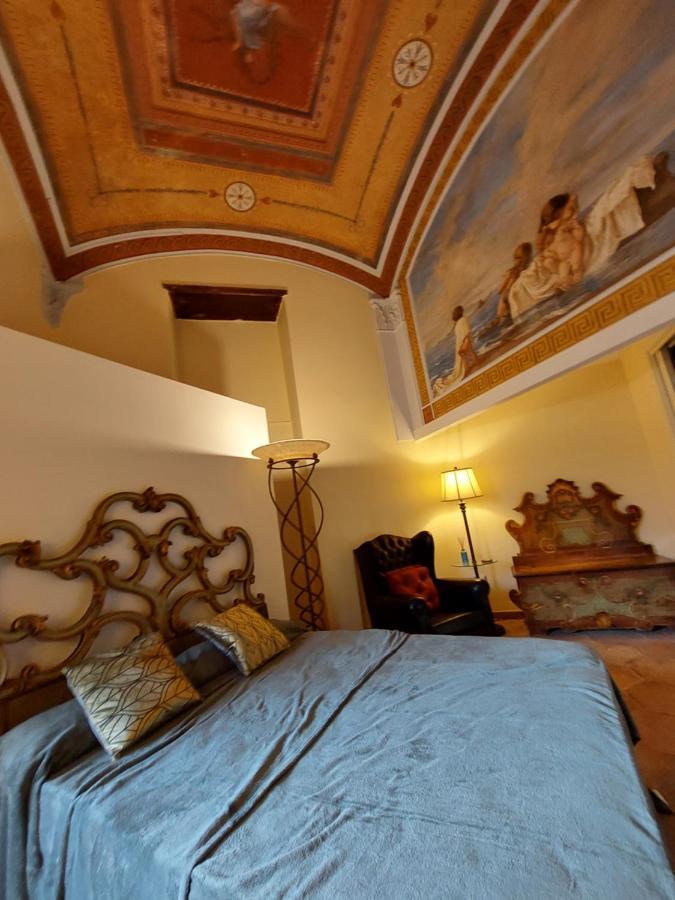 Dimora Storica "Le Stanze Di Dioniso" Villa Napoli Bagian luar foto