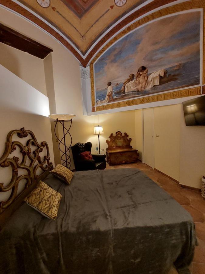 Dimora Storica "Le Stanze Di Dioniso" Villa Napoli Bagian luar foto